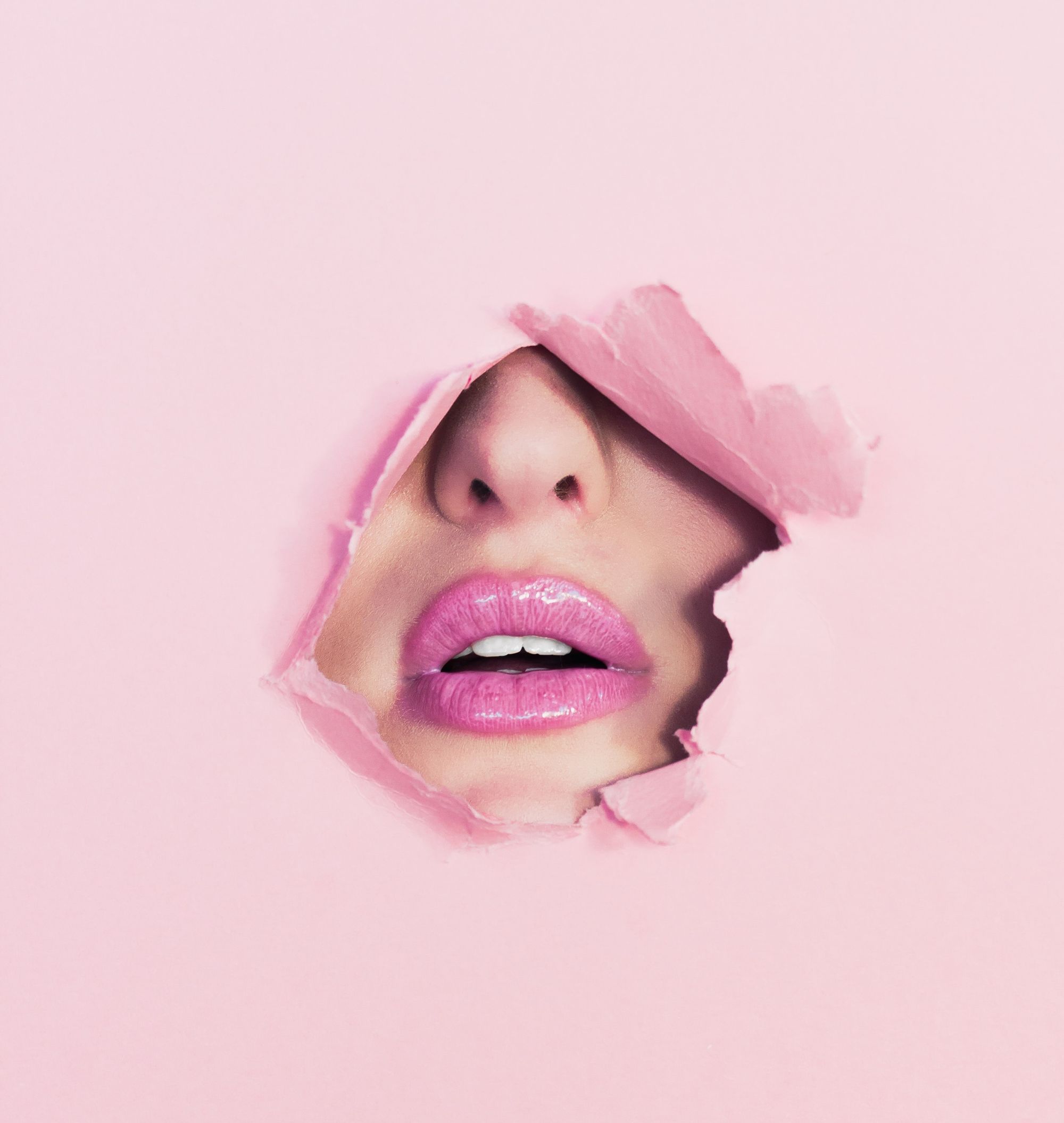 Počela recesija, brzo idem kupiti ruž! The Lipstick Effect