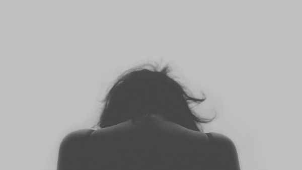 MIT #5: Samo osobe s velikom depresijom počine samoubojstvo